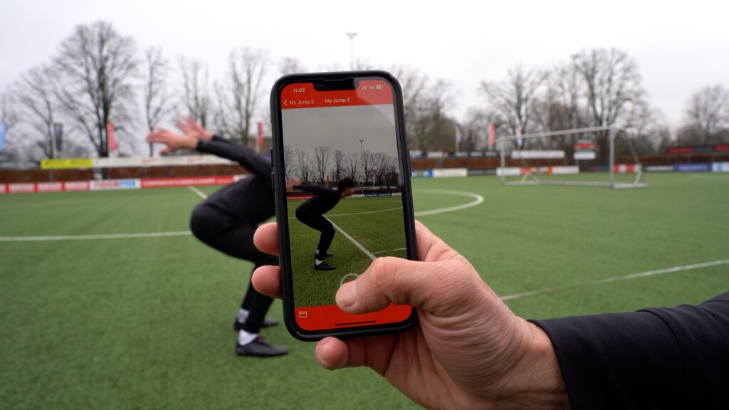 Dé theoretische basis voor elke voetbaltrainer of verzorger die te maken krijgt met geblesseerde spelers.